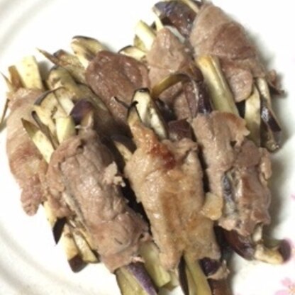 夕飯用に二人分で作りました。
ナスが肉汁を吸って、トロっとしてたまらん感じでした～♪
美味しかったです～♪レシピ、ありがとう～♪
(^o^)丿♡